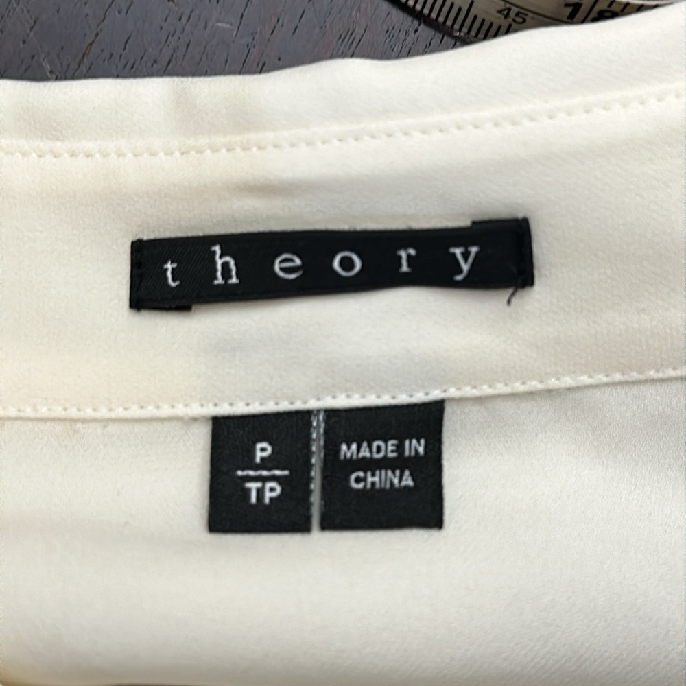 THEORY WOMEN Silk CREPE TIE-FRONT LONG SLEEVE BLOUSE IVORY Petite XS EUC - Picture 8 of 9